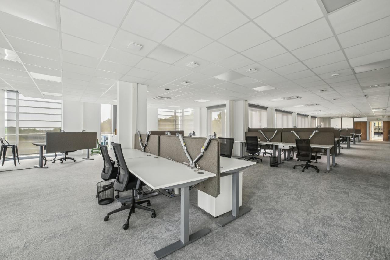 Bureau Biot 950m² Location bureau Biot Alpes-Maritimes OLBUR2532230 4